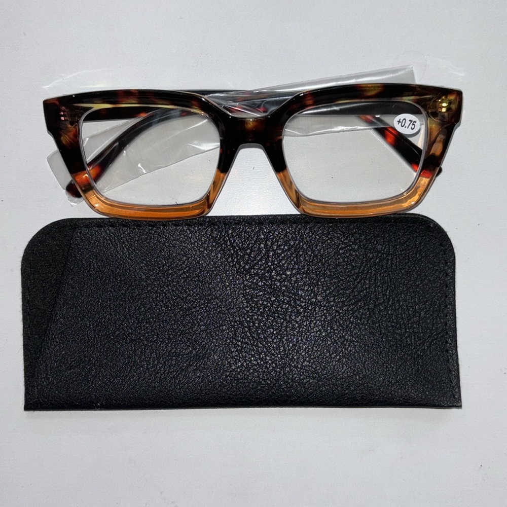 Square frame Tortoise Shell reading glasses +.75 NWT